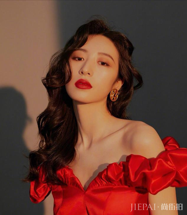 高级复古港风怎么打造？明星示范港风发型造型，港风也是如此时尚