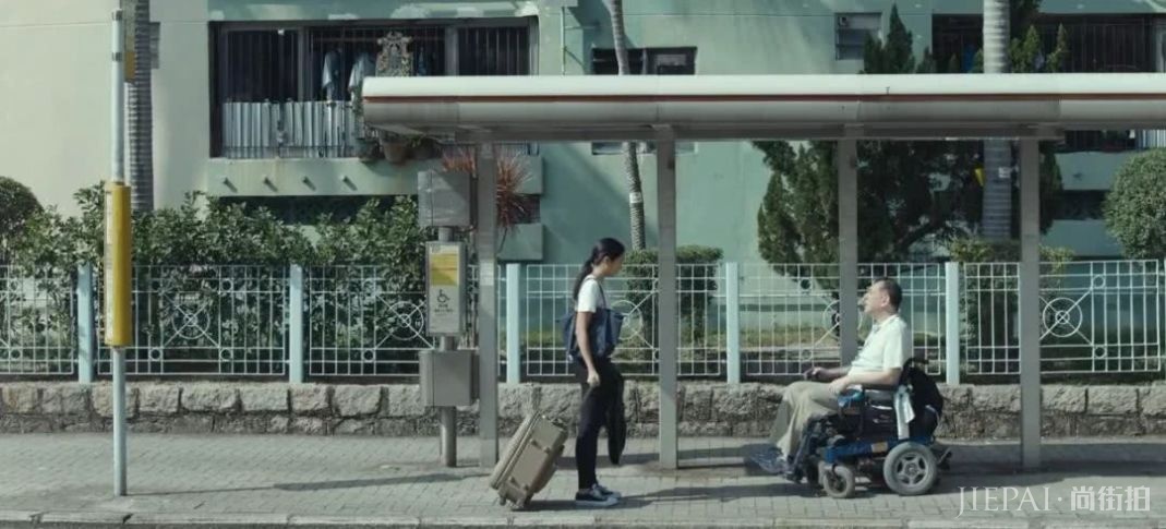 这样的故事在香港不止一个