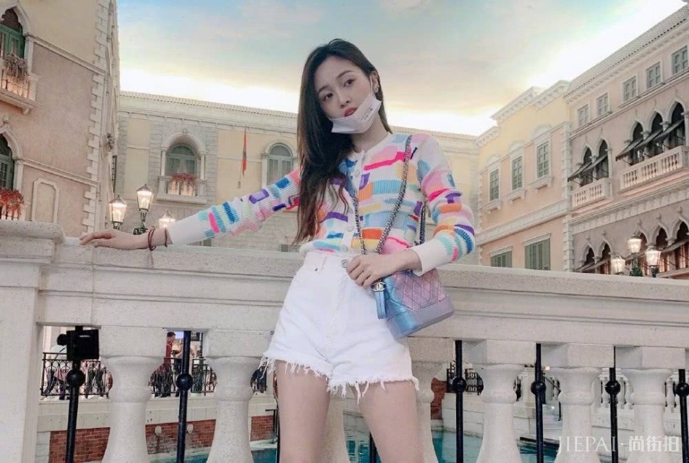 初恋系风格怎么穿?学吴宣仪妥妥的