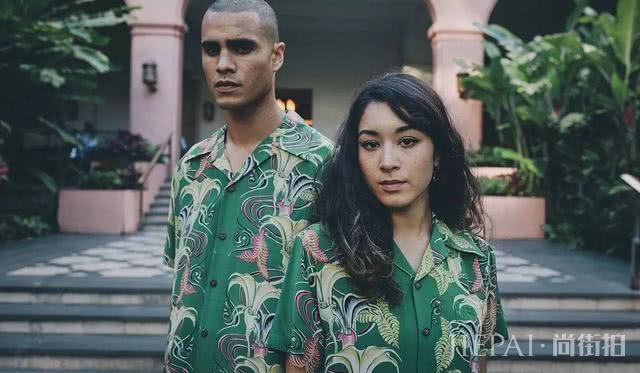 夏日海边度假穿搭,碎花裙花衬衫无袖上衣,清凉时尚拍照好看