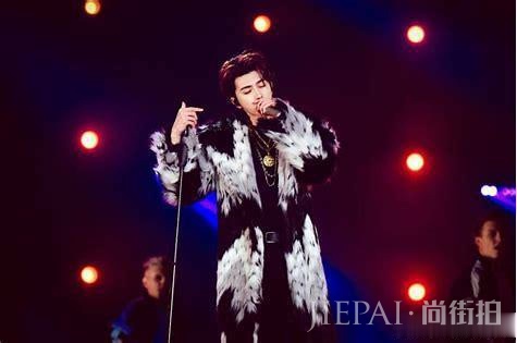 蔡徐坤做了什么竟被全网黑?幕后黑手竟然煽动半个社会,进行声讨