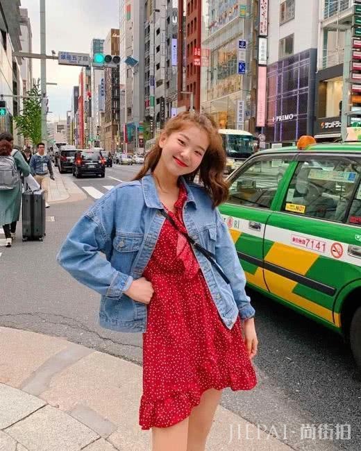 穿衣学韩国小姐姐色彩穿搭,青春靓丽又减龄