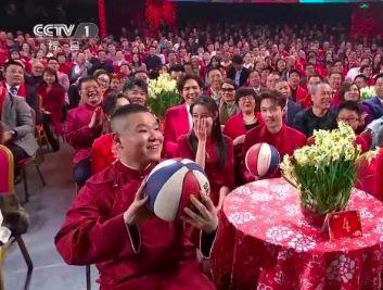 打邓伦屁股，李易峰“撩汉”技能升级？陈伟霆、岳云鹏都没逃过！