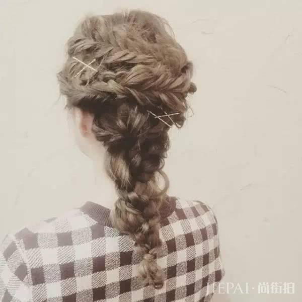 编发不重样，三股辫变化出的N种样式