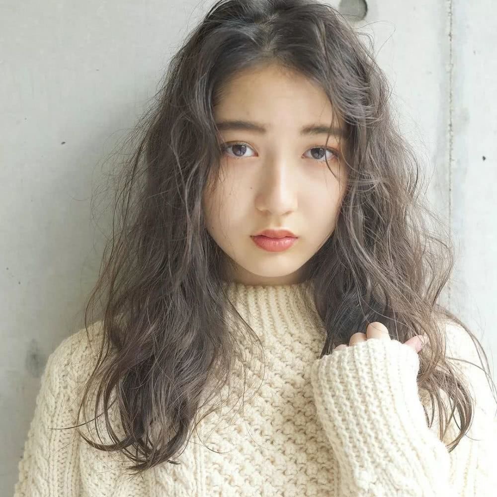 清爽无刘海的日系发型，气质加分妥妥的