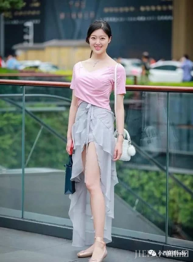 七夕情人节粉色衣服是首选,穿上粉色空气都变得温柔