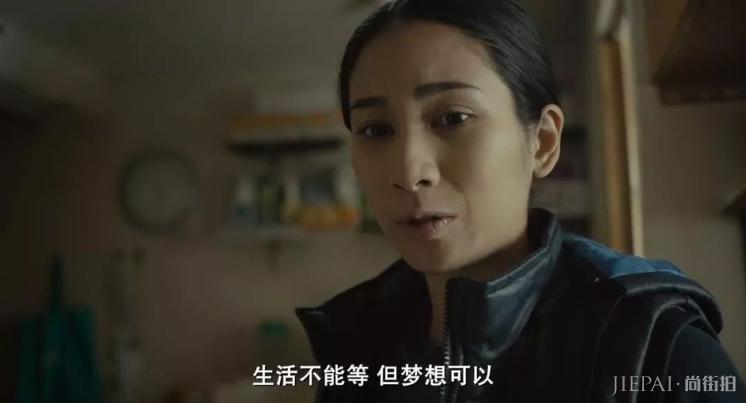 这样的故事在香港不止一个