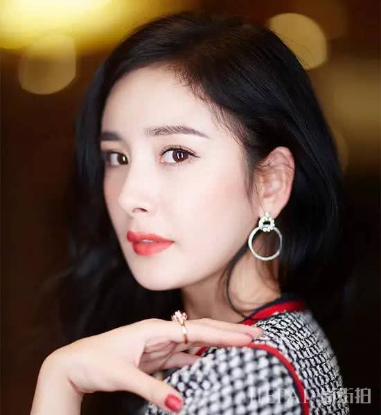 这个夏天大幂幂最爱画的“橙汁妆”,别说你不会