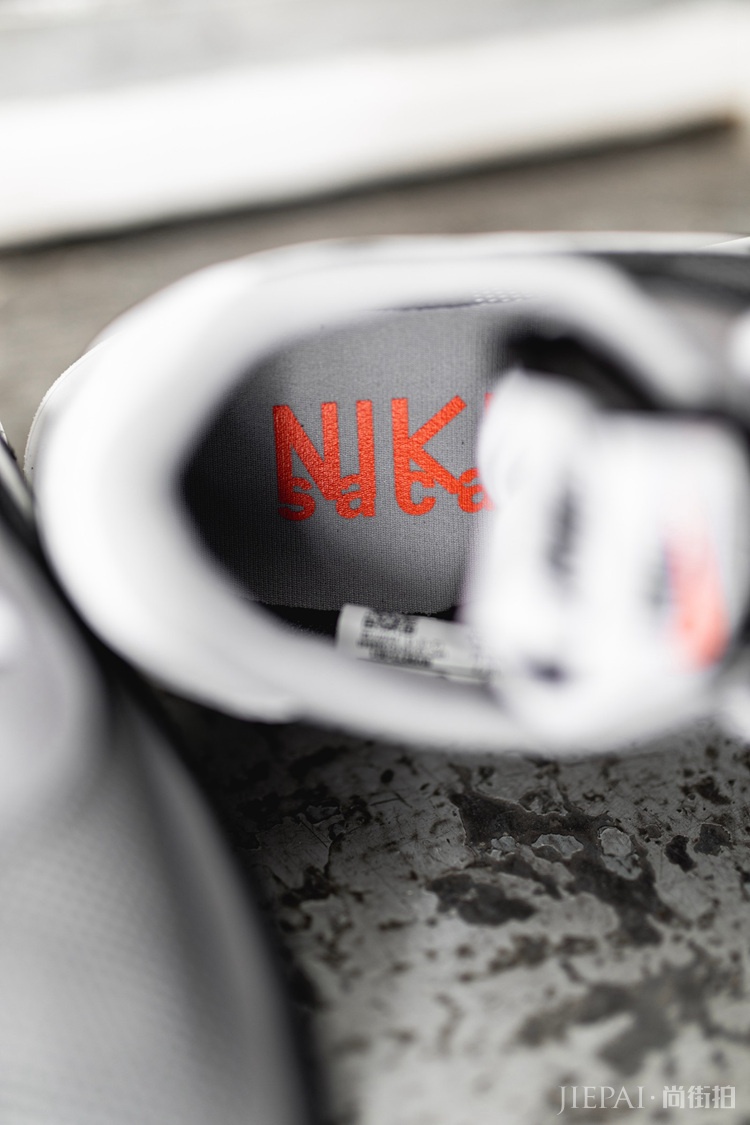 黑灰 Sacai x Nike LDWaffle 再曝实物图！更多细节更多心动！