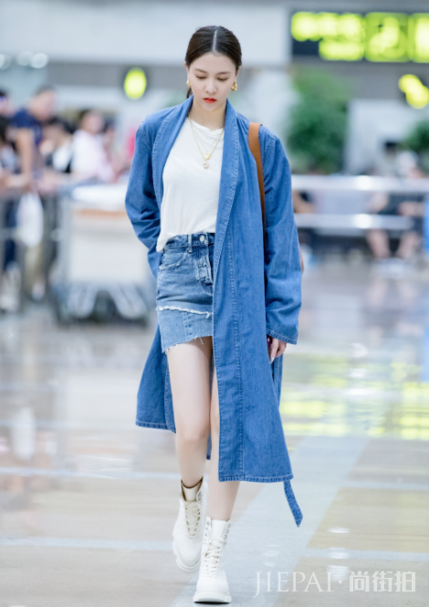 发型毁所有!宋妍霏新生代女王没白叫,不过发型却显老10岁