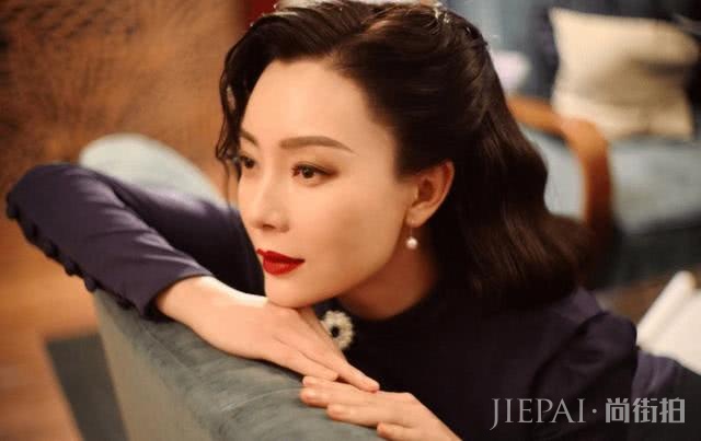 2019最流行的短发，40岁女性剪都年轻漂亮，明白几点就够了