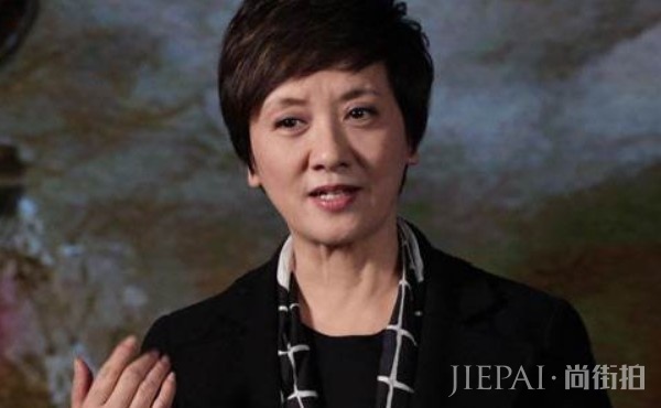 5位奶奶辈女演员：前4位选择优雅老去，第5位选择了“玻尿酸”
