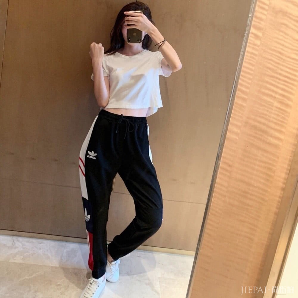 身材身高遇上硬伤?关注微胖小个子女生“重灾区”:运动范穿搭