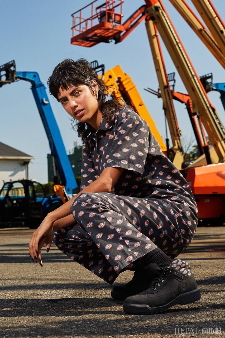 最潮工装系单品！Opening Ceremony  x Dickies x Timberland三方联名系列正式发售！