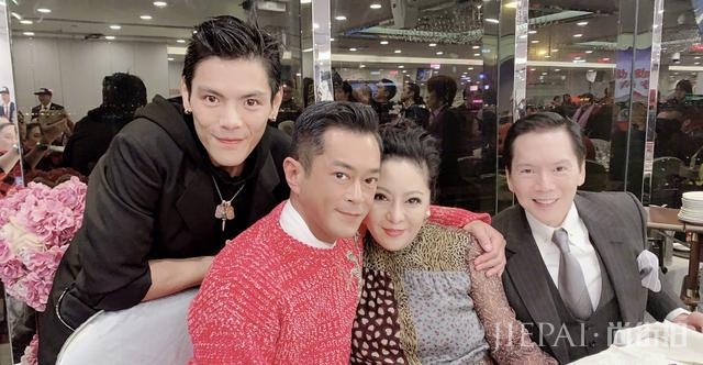 郭碧婷爸爸发文称初见向佐，觉得他长得凶悍，后来发现是面恶心善