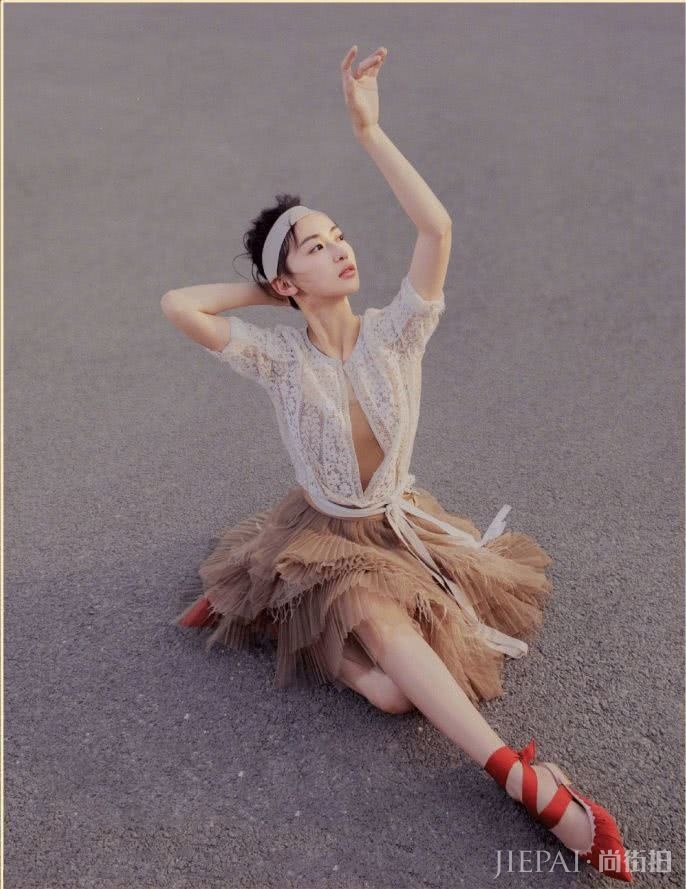 今夏最酷最高级的淡漠色,你知道多少?