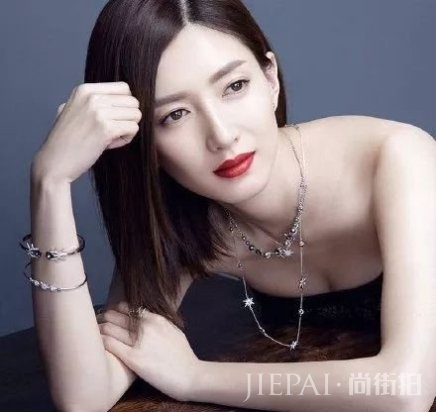 张艺兴与三星解约？！江疏影与施华洛世奇解约！杨幂刘雯明星代言与时尚品牌取消合作！