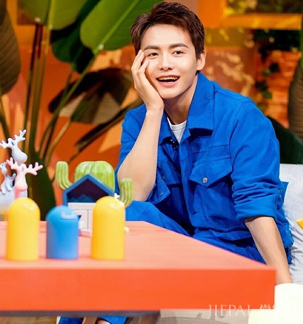 马天宇言论不当以热议之言,如果没有独立思考的能力,活着干嘛?