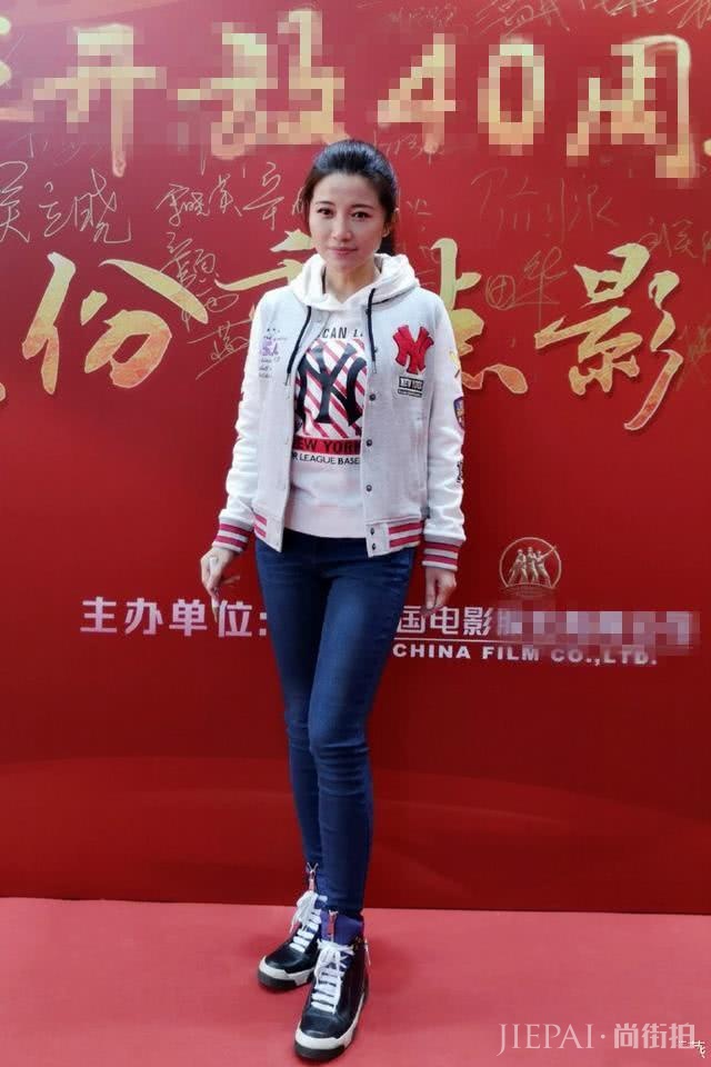 颜丙燕数次获得影后,剧火人却未红,46岁身材好到无可挑剔
