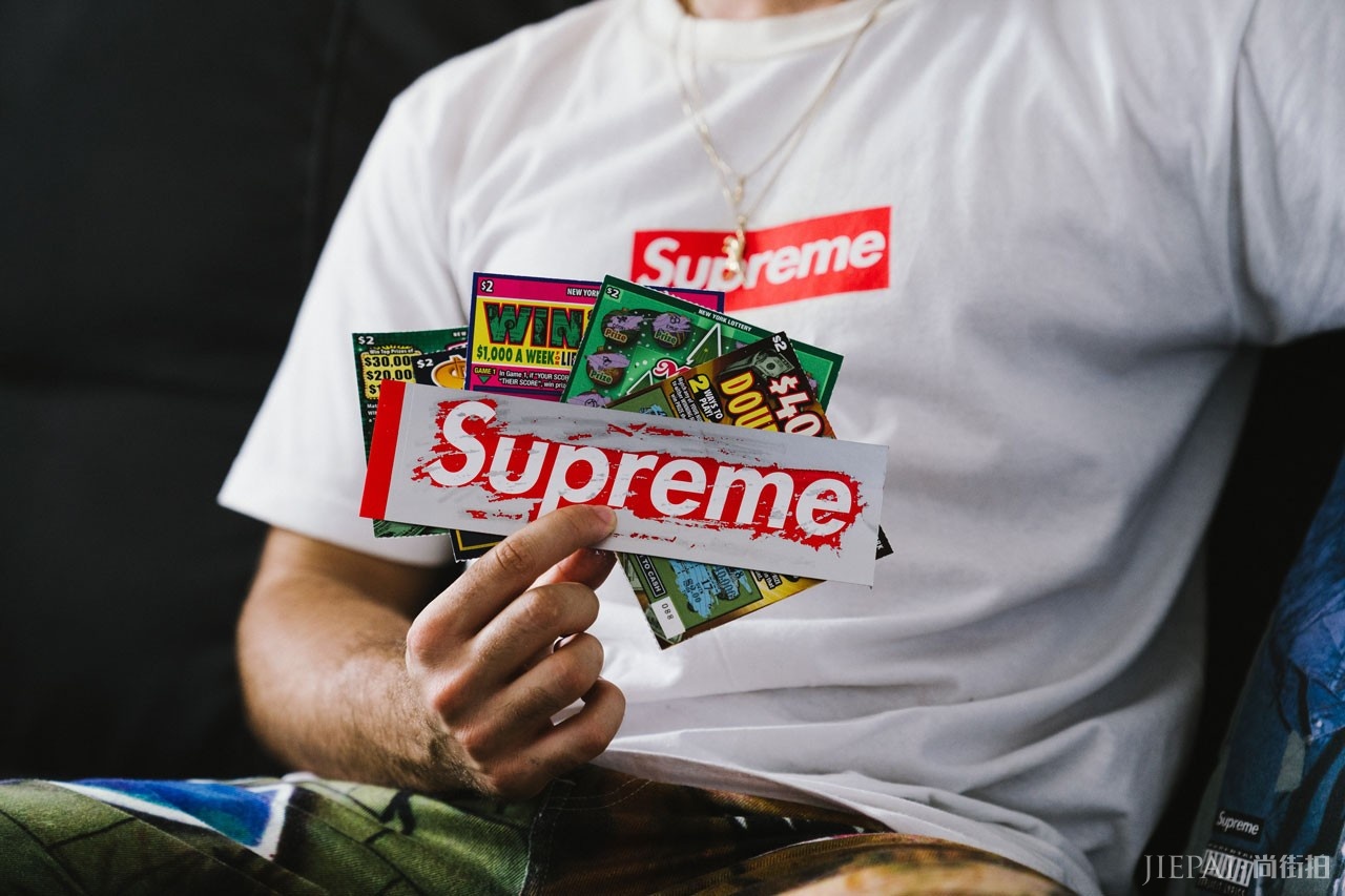热门单品全在这!Supreme首周潮流买家秀酷炫来袭!