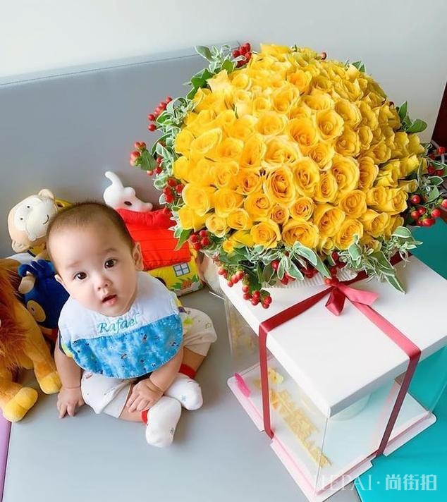 陈凯琳结婚一周年晒孩子半岁萌照,郑承悦颜值太高不输胡杏儿儿子