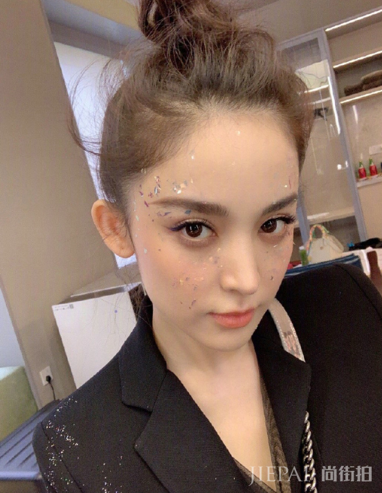 明星们的奇特妆容,哪一位符合你审美?