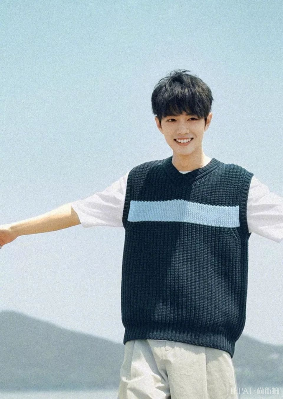 肖战小哥哥的最新日系写真，好看又好磕！