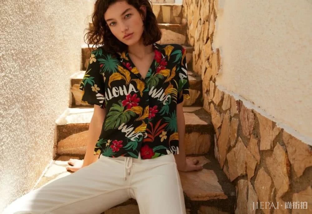 今年流行的衬衫 还真是越花越好看呢
