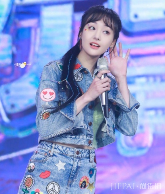 被曝即将结婚,并退圈在家生娃?郑爽现场当即回应!