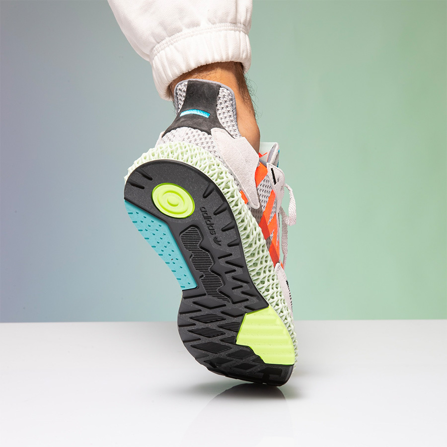 又是科技球鞋革新,全新 adidas ZX 4000 4D 现已发售!