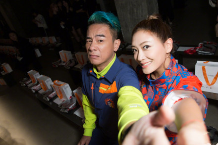 陈小春应彩儿拍时尚照片,应采儿蛇蝎辫太少女,陈小春绿发也很吸睛