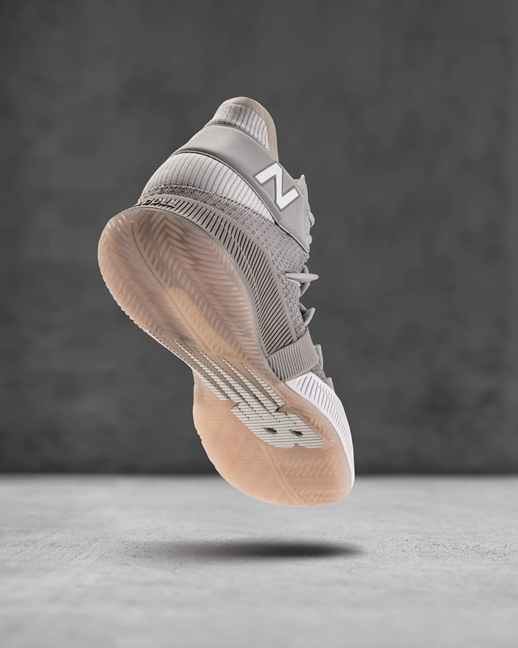 国内发售!伦纳德签名战靴 OMN1S 明日开启!