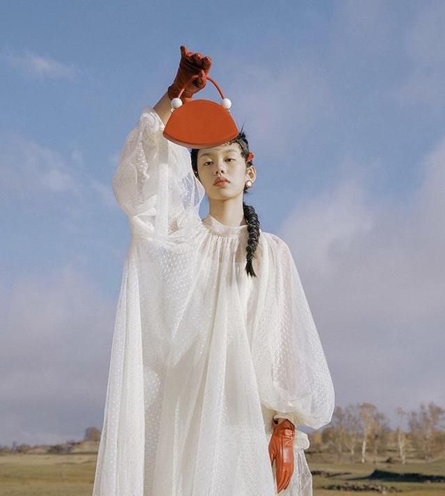 初秋搭配这几款好看的包包，让你秒变时尚潮人