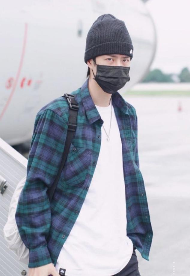 赵丽颖王一博新戏开拍，拍摄周期短被网友质疑又是注水剧？