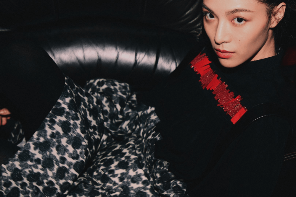 钟楚曦造型撞衫倪妮，高级脸冷艳大气，太美啦