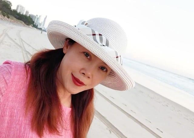 那英出道时她已爆火,一夜之间从歌坛消失,53岁田震近况如何?