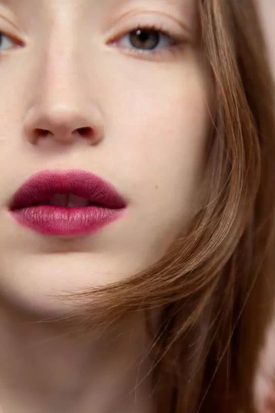 今年最in的彩妆妆容，进来了解下吧