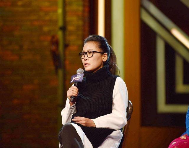 那英出道时她已爆火,一夜之间从歌坛消失,53岁田震近况如何?