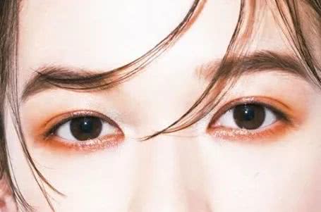 2019年最流行的秋冬妆容,森绘梨佳又赢了