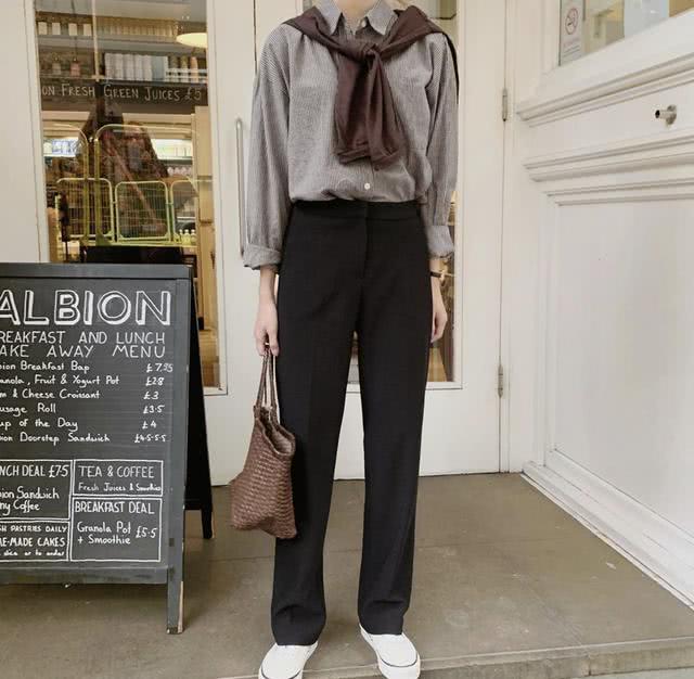 十一出游怎么穿？即使只穿常见的单品，也能搭出时髦感