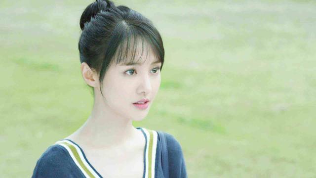 郑爽又出惊人之语:知名明星为事业运三年不近女色,现在发展挺好