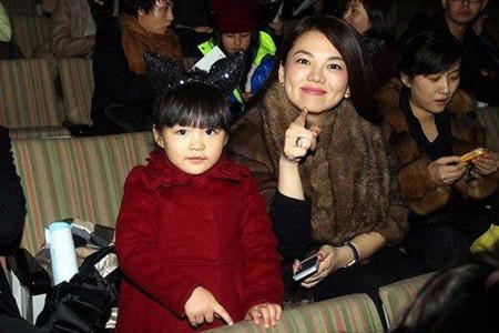 看到李湘的女儿后，再看看刘涛的女儿，同是星二代，差距尴尬了！