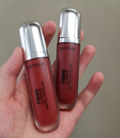 张嘉倪对口红难割舍,陈情令出冠名口红,早秋的快乐只差一支口红