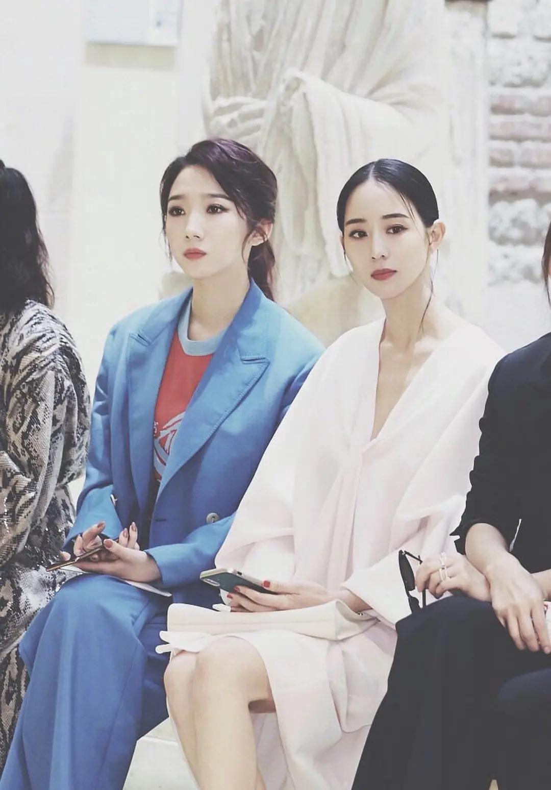 为啥网友觉得谁都配不上张钧甯,看她和孟美岐同框,差16岁谁信啊