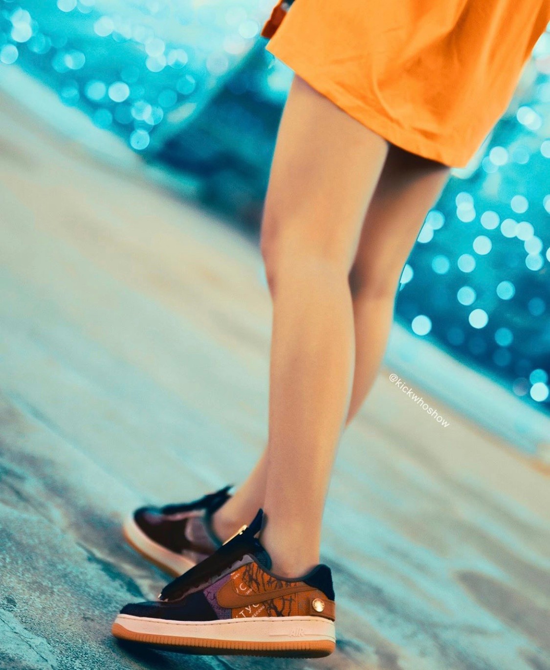 就等发售了!Travis Scott x Air Force 1联乘实物上脚帅炸!