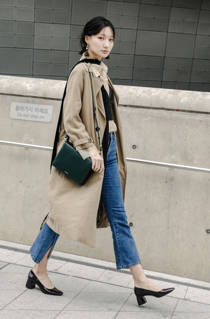 风衣搭配阔腿裤,今秋街拍最潮百搭cp!!!