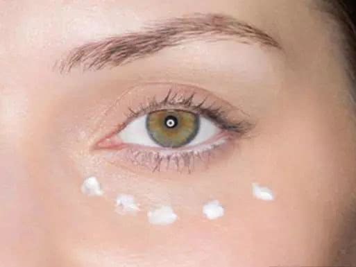 水、乳、精华、霜正确的使用顺序你清楚吗?一步弄错,等于白用