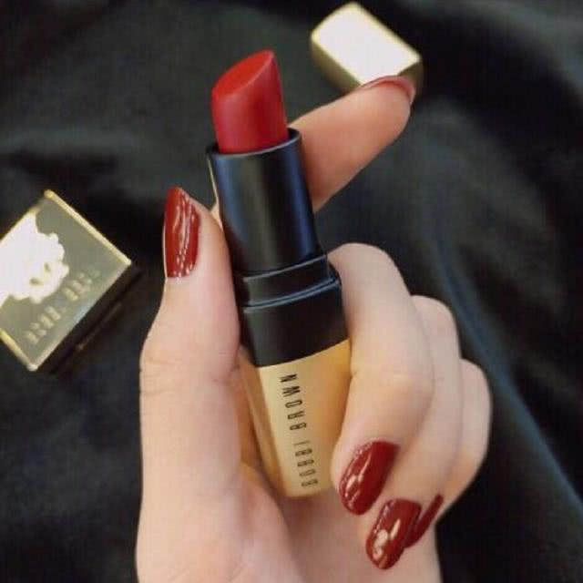 这些散落人间的宝藏口红,是无数美少女的心动的颜色