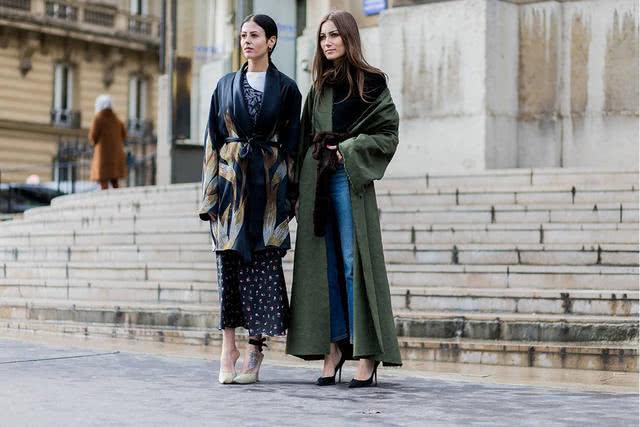 秋季风衣想穿出高级感？学街拍潮人这4招搭配，让你气质优美