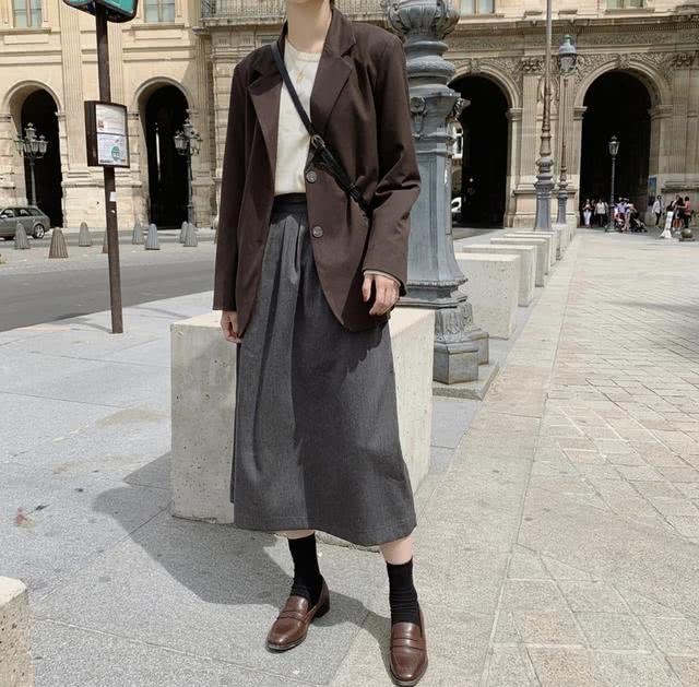 十一出游怎么穿？即使只穿常见的单品，也能搭出时髦感